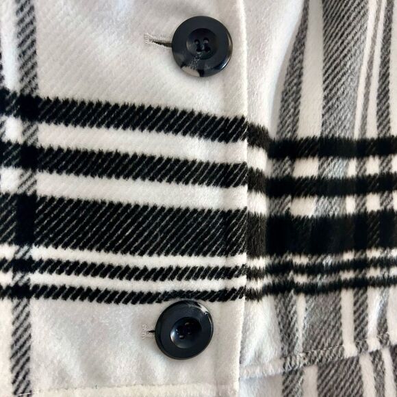 IZ Byer California Button Down Faux Wool Plaid Jacket Women’s size Small - Picture 4 of 4